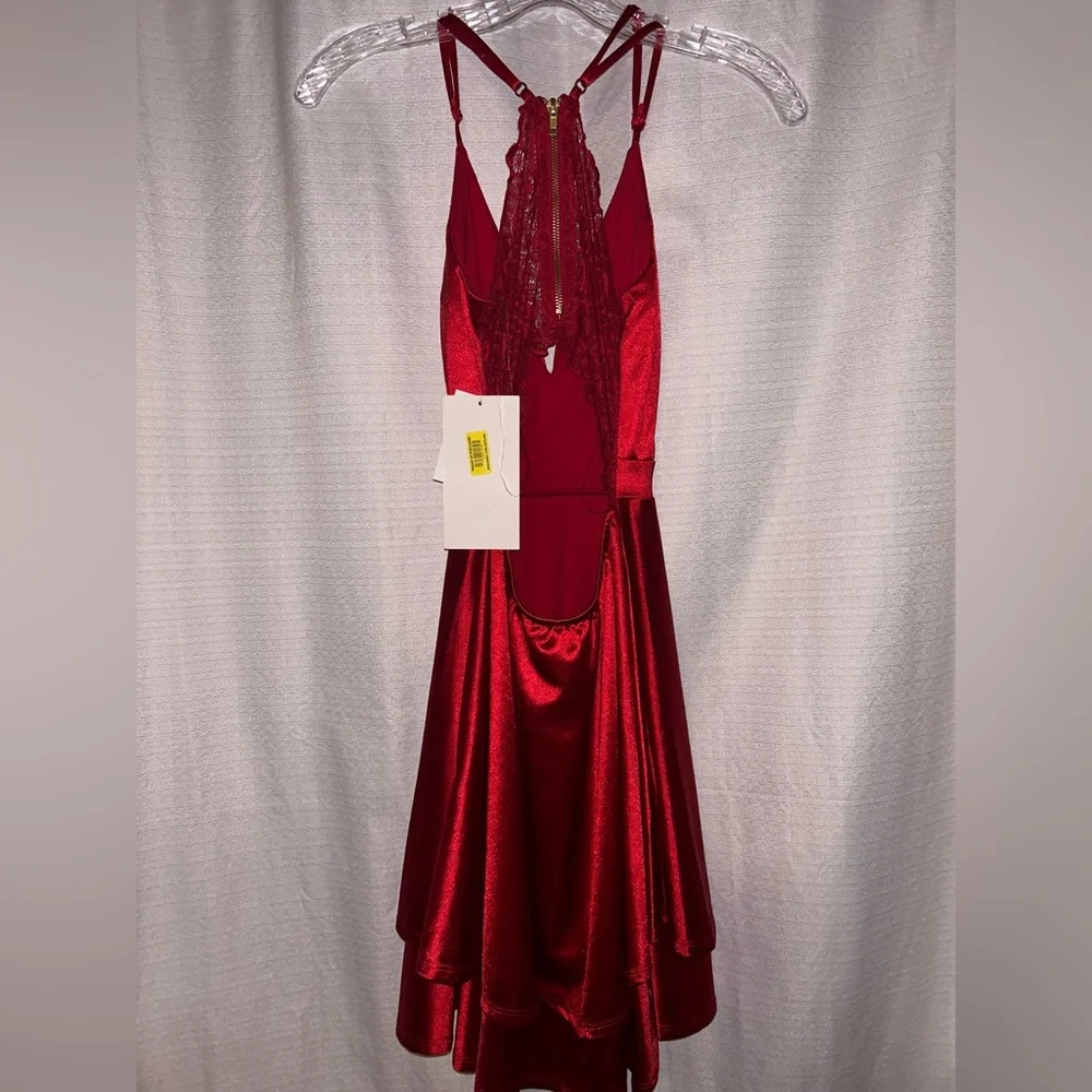 Silk Red Cocktail Dress with Lace Back. Honey and Rosie XS - Picture 3 of 5